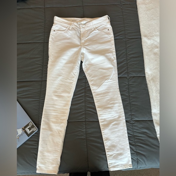 White Skinny Jeans Old Navy size 6 WORN ONCE - Picture 1 of 5